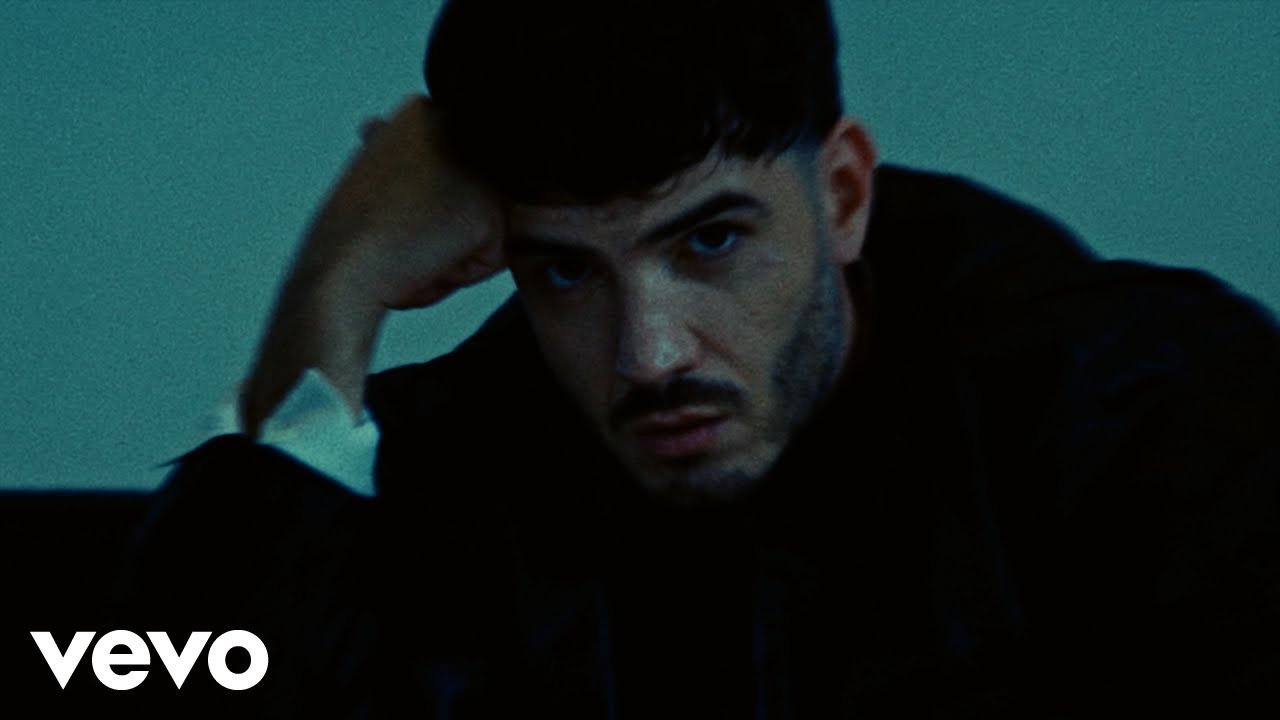 Gianni Bismark - Dicembre (Visual Video)