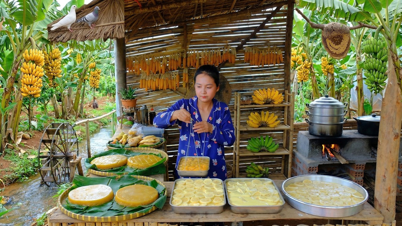 Harvest Ripe Bananas To Make Steamed Banana Cake With Coconut Sauce And Sell At The Market 🍌🥥