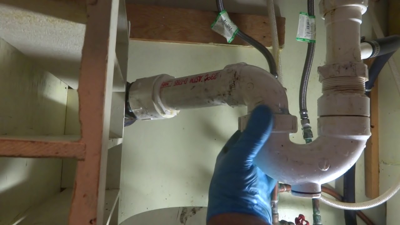 kitchen sink drain backing up/ how to unclog drain
