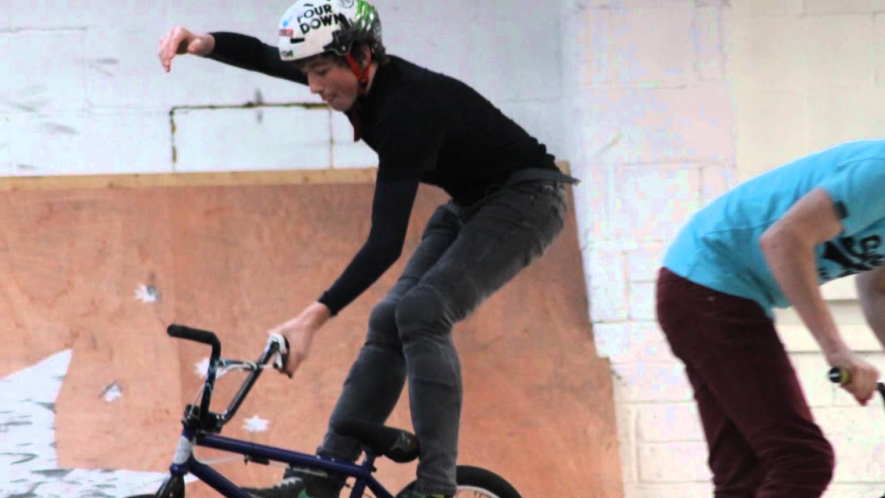 Max's birthday westskates.wmv