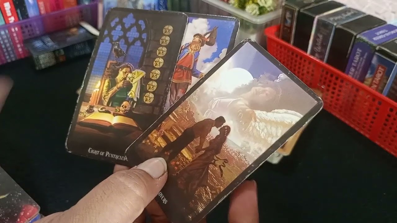 ❤️WHO IS DIEING TO MEET YOU ❤️ HINDI-URDU TAROT 💕#whoismissingyou #divinelyguided7777 #tarot