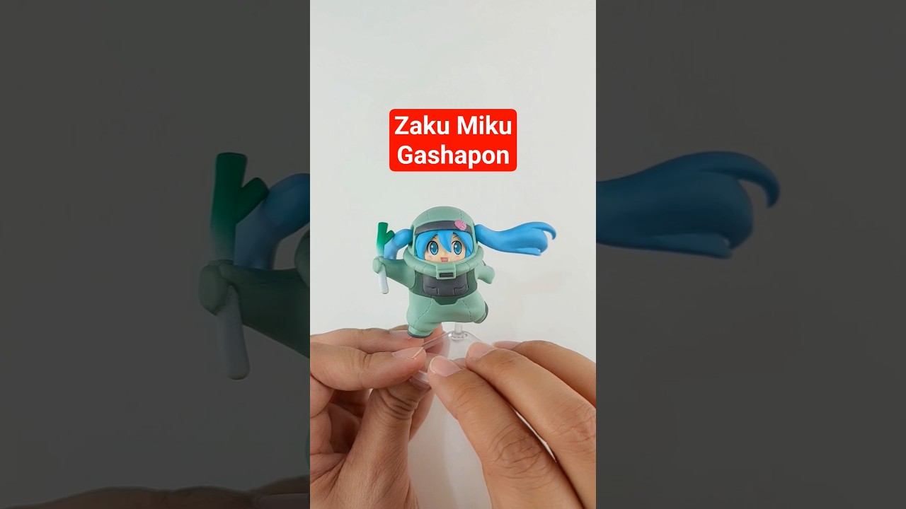 Zaku Miku Gachapon! So cute 😍 #gundam #miku #gachapon #vocaloid