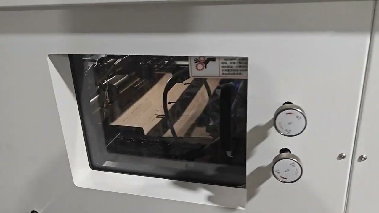 Dayuan MHC1060CE Automatic die cutting machine with stripping cut laminated corrugated board