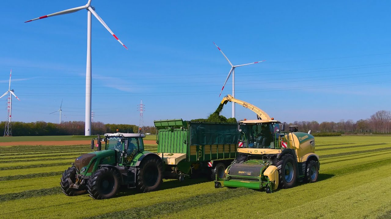 Krone BIG X 780 | Partoens | first Gras 2021 | Fendt 930 & 724 | H&auml;ckseln | Gras Silage | Drone 4K |