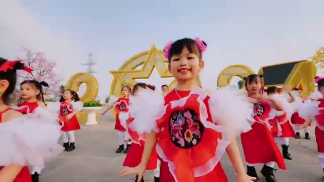 Liên khúc đón xuân
