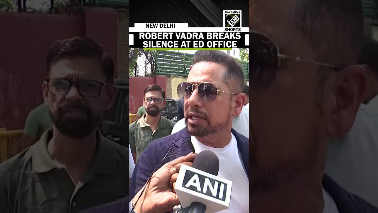 &ldquo;Case Mein Kuch Nahin Hai Yaar...&rdquo; Robert Vadra after reaching ED office in Gurugram land case