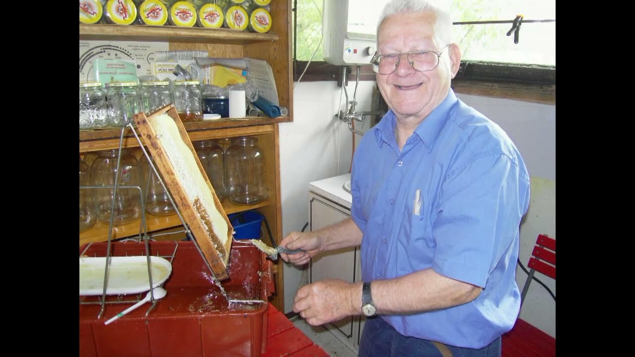VcelarimeJinak.cz MARCEL ŠKRETA - NOVE METODY VE VCELARSKE PRAXI