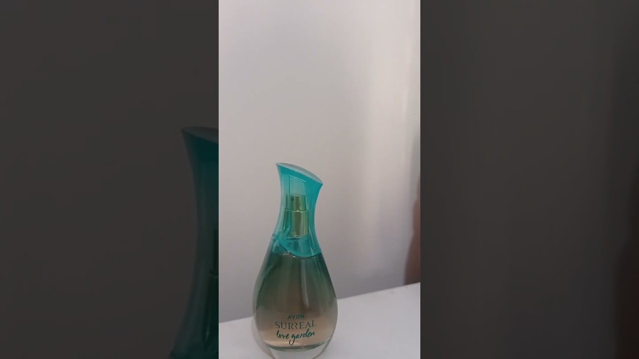 eu precisava mostrar ele aqui!surreal Love Garden #avon #floral #perfume  #surreal #c&iacute;tricos