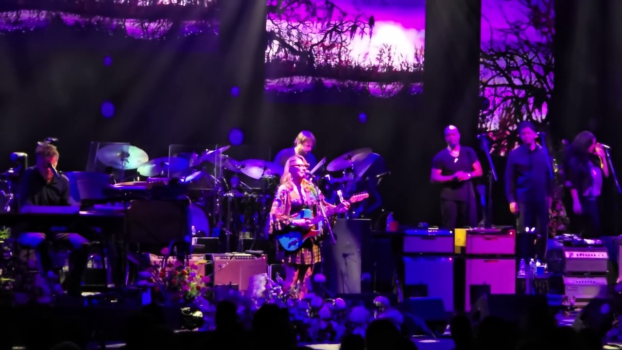Incredible Susan Tedeschi live 2025.