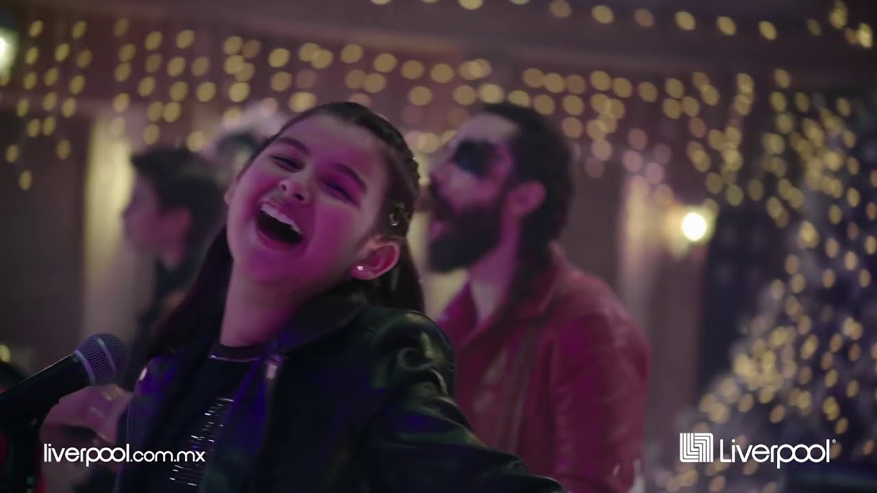 Santa Claus llego a la ciudad fit. (Moderatto)