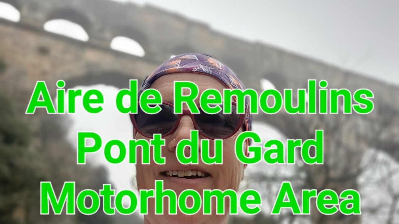 Aire CAMPING-CAR PARK Remoulins Pont du Gard Motorhome Aire
