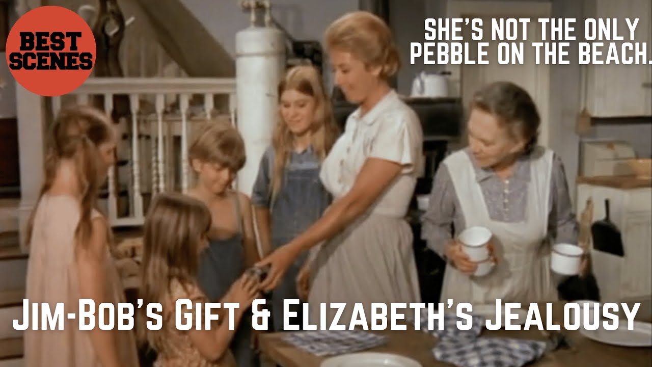 The Foundling: Jim Bob's Gift & Elizabeth's Jealousy - The Waltons Season 1 Best Scenes