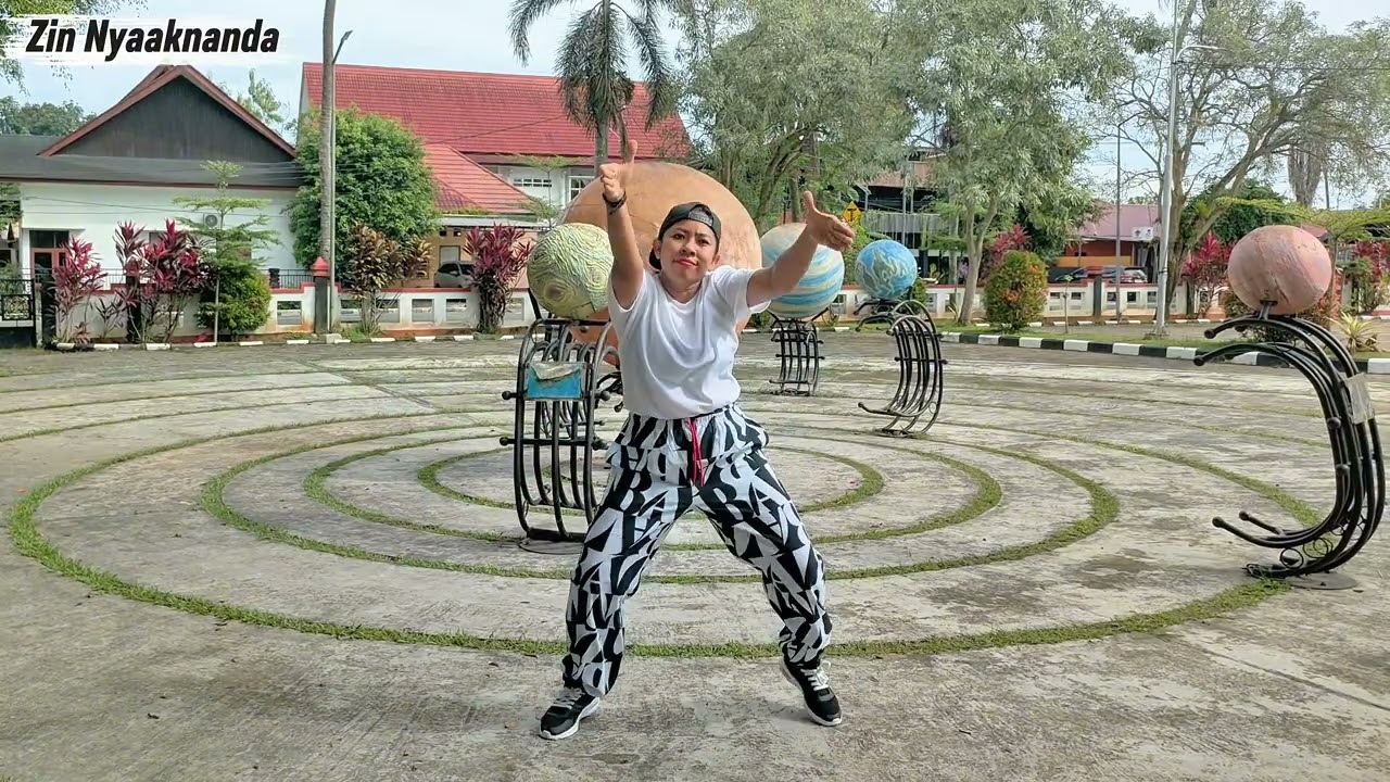 Bend Down - Gualtiero // Zumba// Dance Fitness Choreo Nyaaknanda