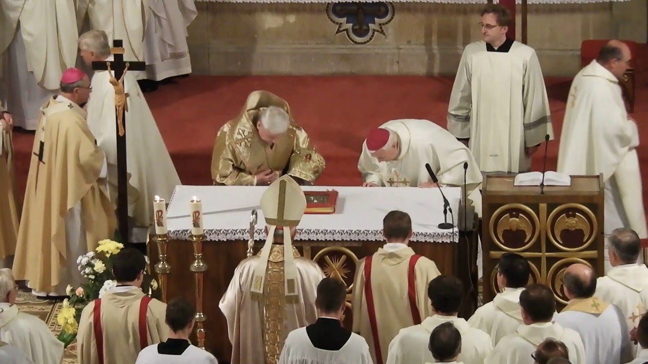 14. 11. 2017 - kardinál Tomko Spišská Kapitula - Slávnostný sprievod úvod svätá omša