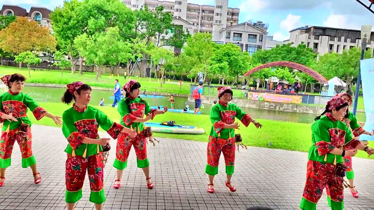 摘茶細妹