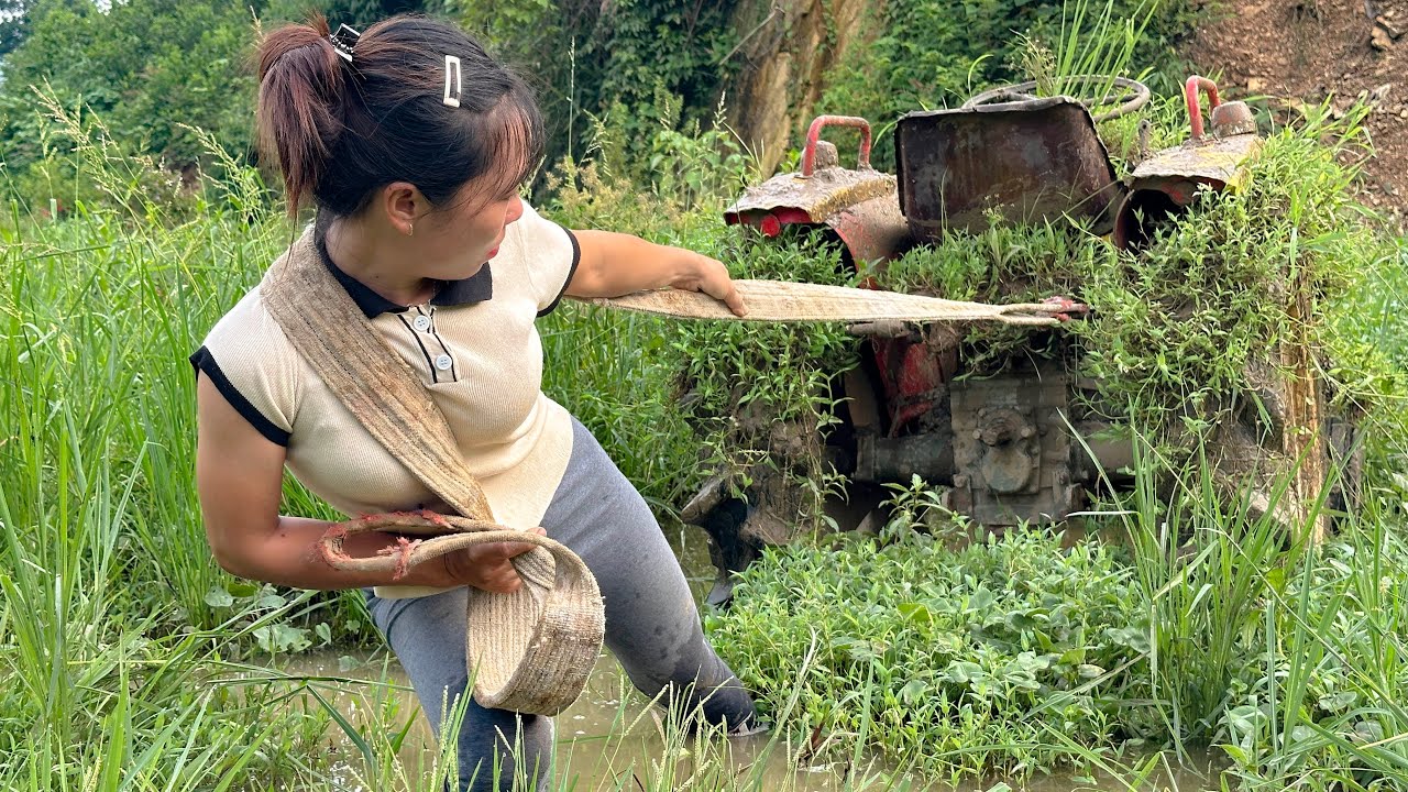 Restoring Abandoned YANMAR YM1500 Tractor in the Swamp - Girl Restarts Rusty Engine