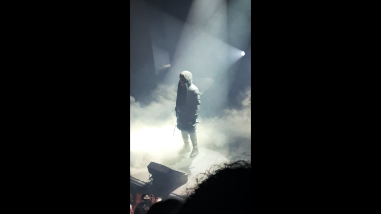 Menace Santana Concert Bataclan 2022
