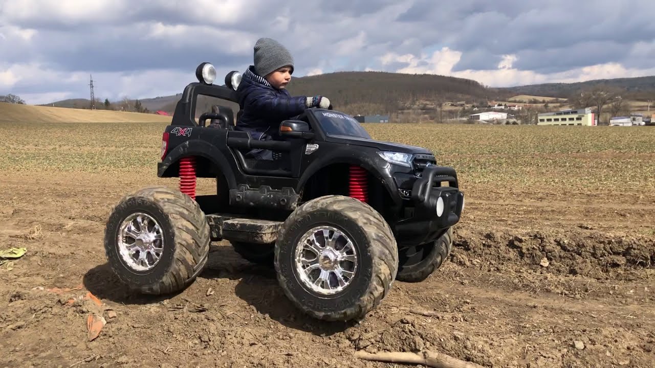 Niko & Ford Ranger Monster Truck