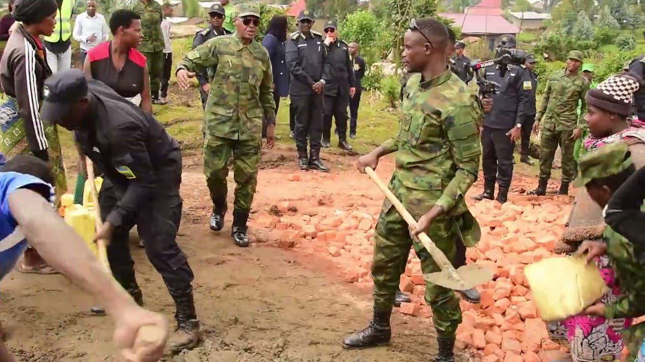 Site Police n'Ingabo by'Igihugu bazubakiraho imiryango 30 yagizweho ingaruka n'ibiza muri Bigogwe.
