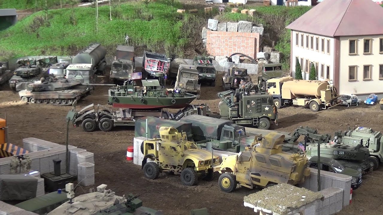 RC MILITARY VEHICLES TRUCKS TANKS DEDAILED BATTELFIELD