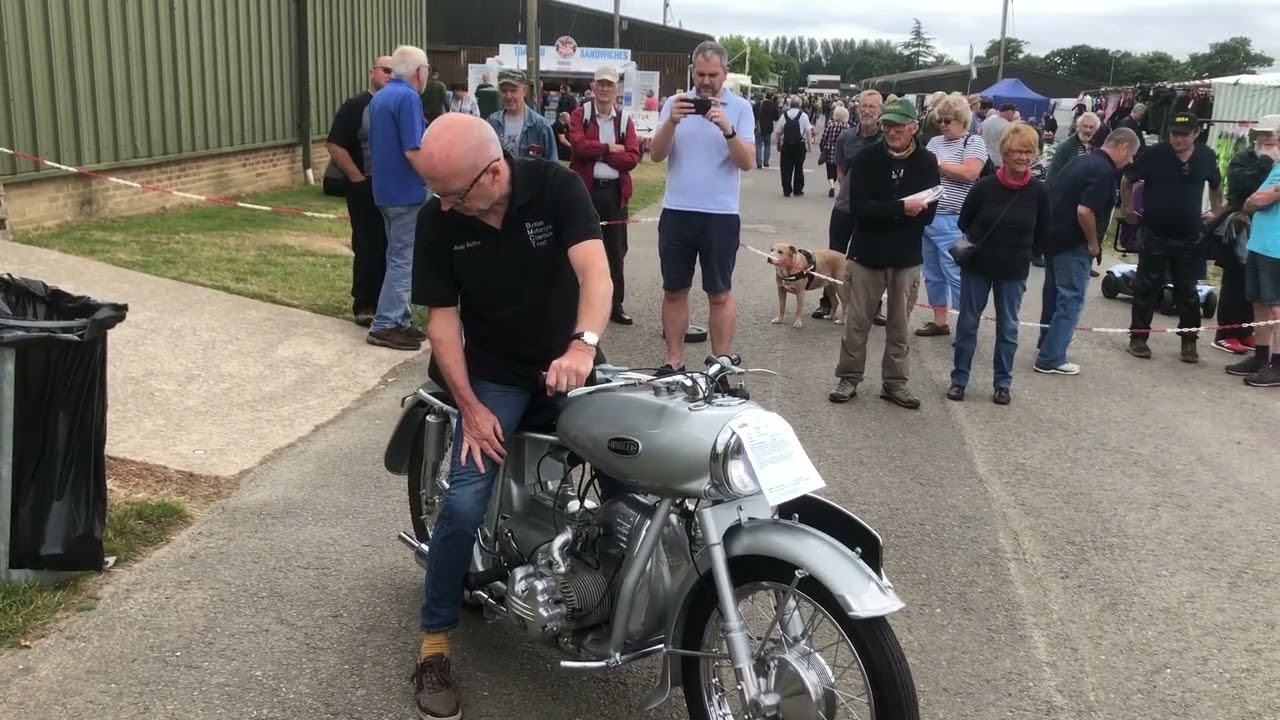 Wooler 500 flat four engine running