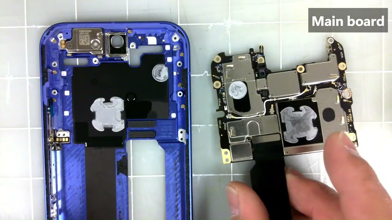 Teardown - Google Pixel 10 (2025)