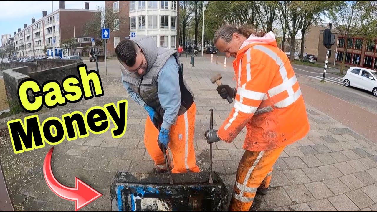 CASH MONEY AND JEWELRY found in several money boxes while magnet fishing