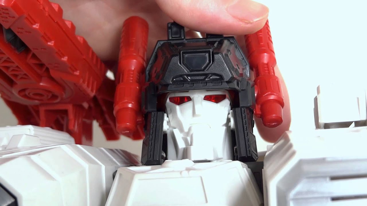 Titan Metroplex Review