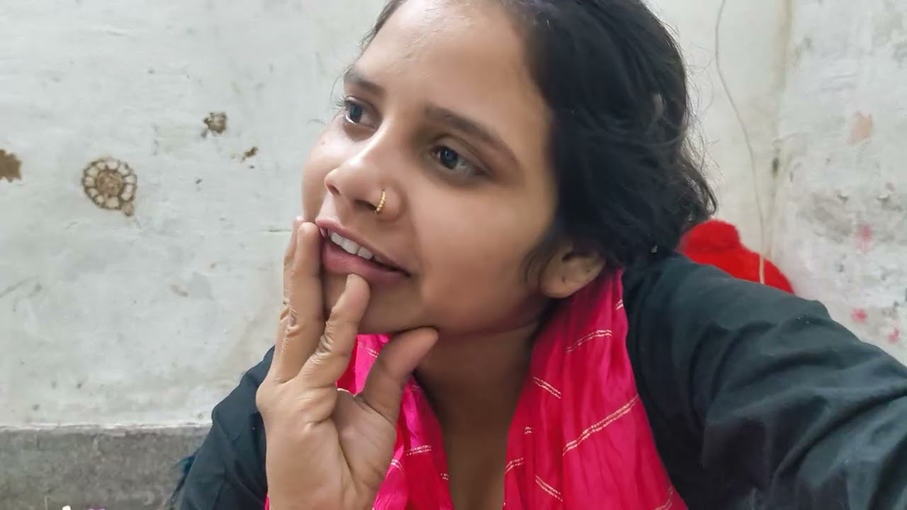 घर की याद आ रही है 😭😭