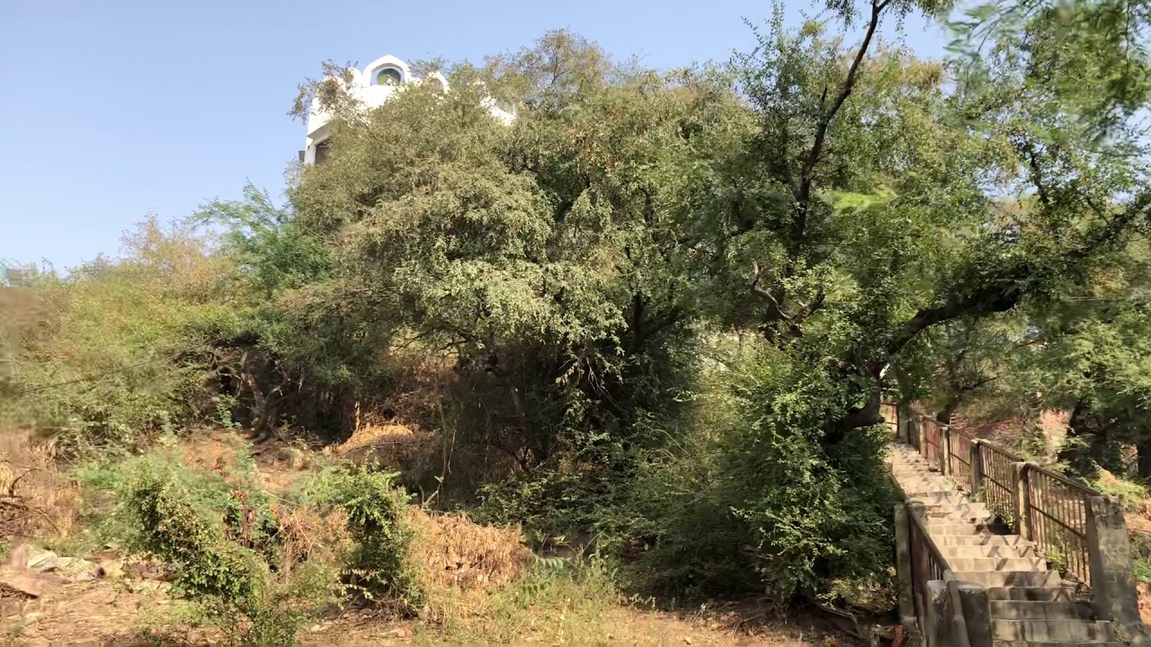 Glimpse of Morkuti from Gahvar van
