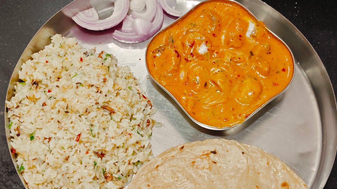 मेरा तो फेवरेट हैऔर हस्बैंड को बिल्कुल पसंद नहीं😀#mushroom makhani & chilli garlic rice recipe#Video