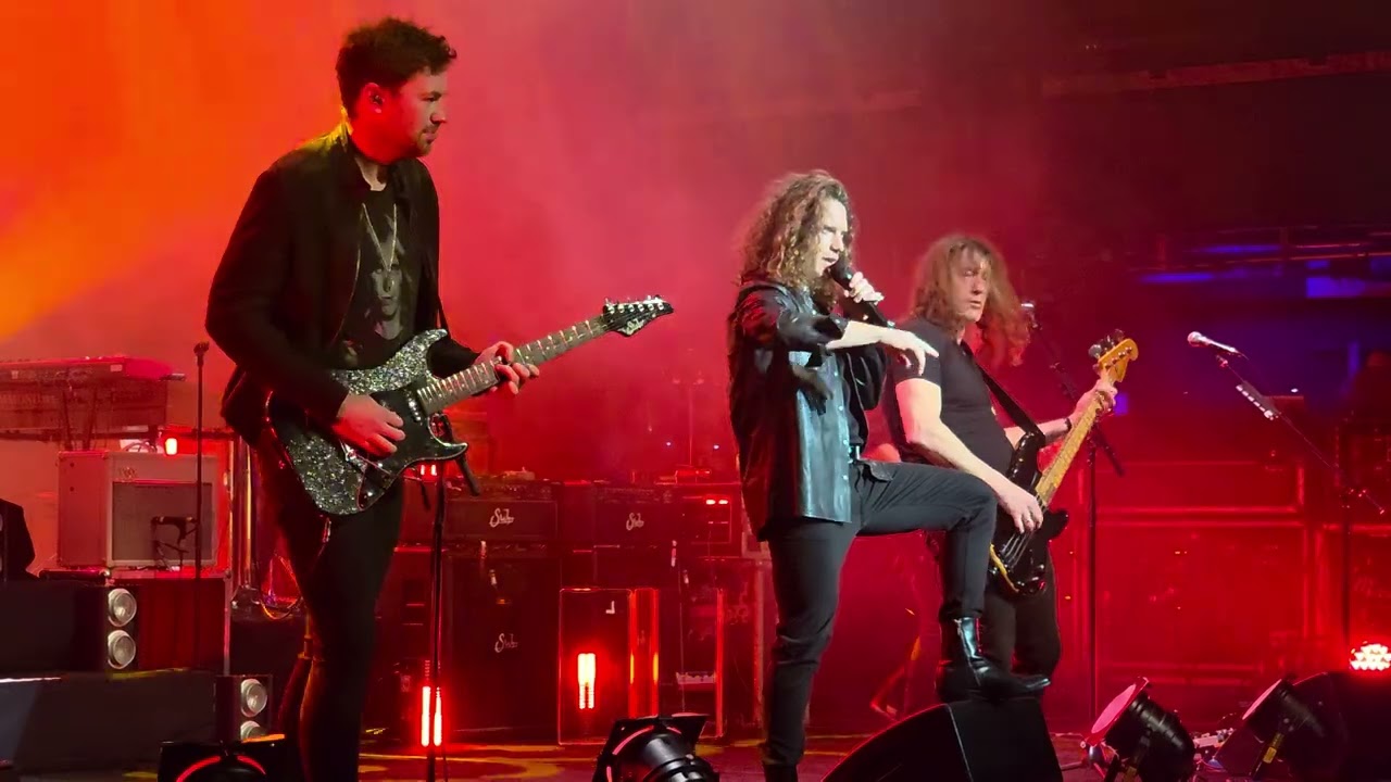 Bat Out Of Hell, The Classic Rock Show 2026, концерт в Истборне