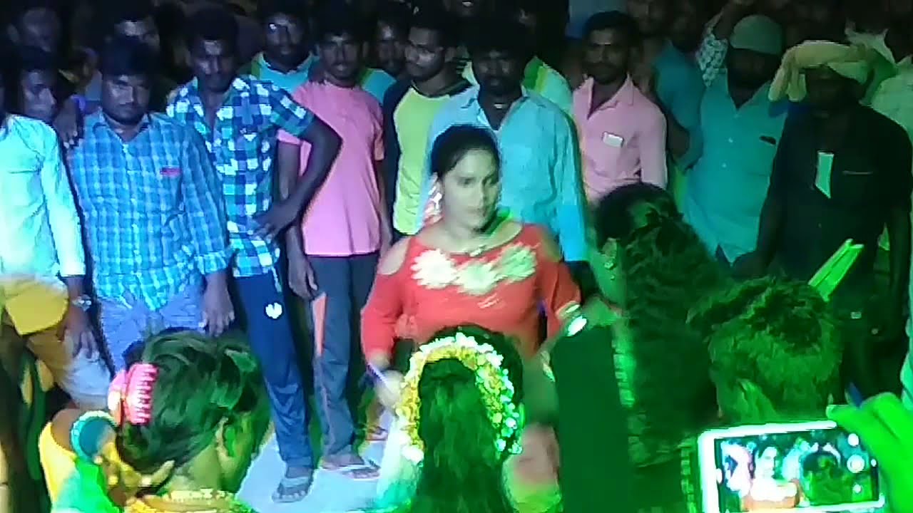Juvvaladinne swatilo mutya  manta song dance