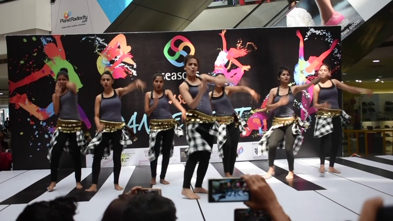 Cheez Badi Hain | Machine | Belly Dance | DanceAtStepz