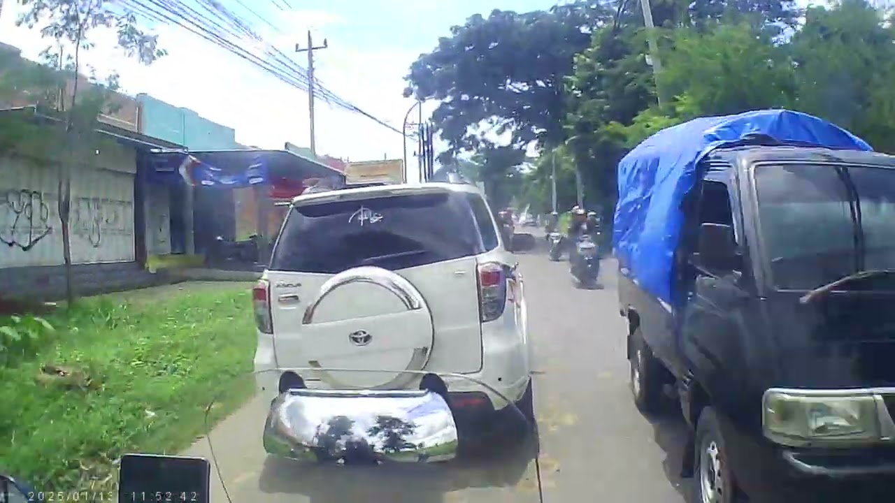 Suzuki Burgman 200 Touring Bekasi - Yogyakarta