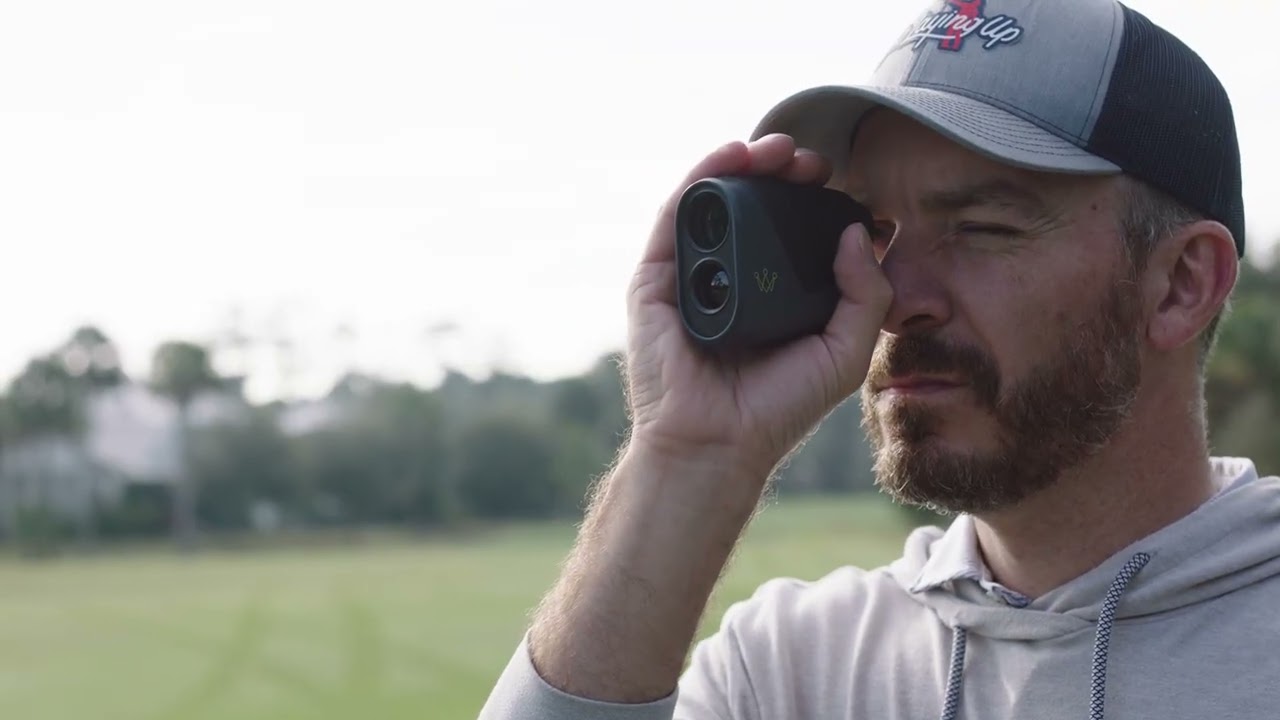 How Arccos Air Tracks Every Shot | Tron & Soly Play a Hole