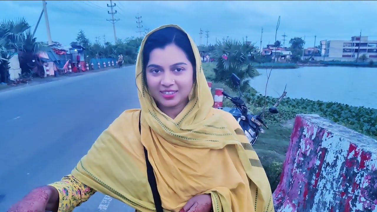 আপুর সাথে অক্ষর দিয়ে গান গাওয়ার প্রতিযোগিতা দেখুন  #viralvideo #funny #viralshorts #funny