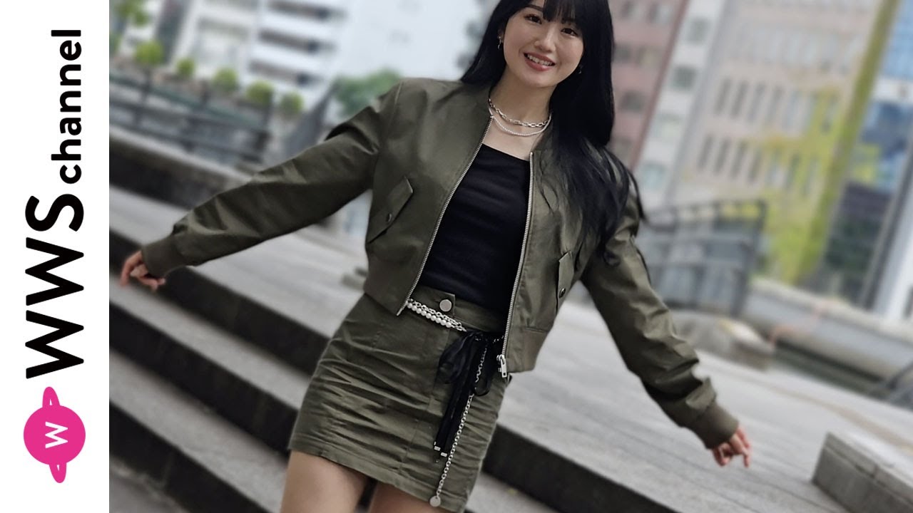 吉本新喜劇女優・小寺真理、美脚アピールのミニスカコーデで語る！「座長の酒井藍さんに見たいからと言っていただいて・・」