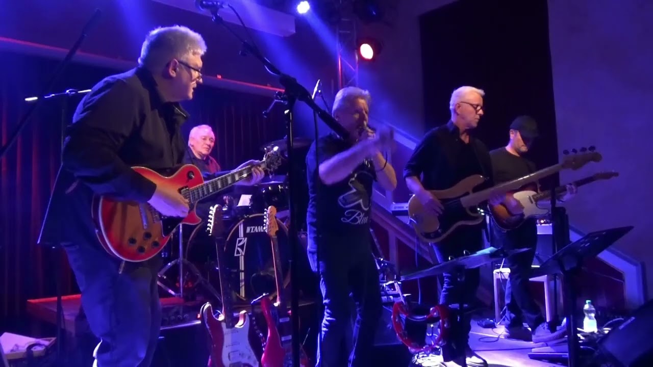 Trouble Medley 2024 in der Kniki