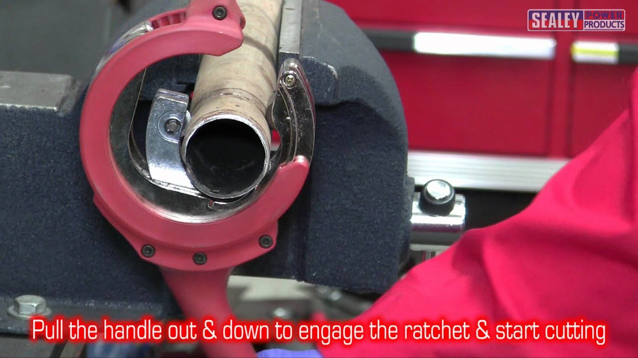 Sealey VS16371 Ratchet Exhaust Cutter - Providing Enhanced Access and Precision Cutting