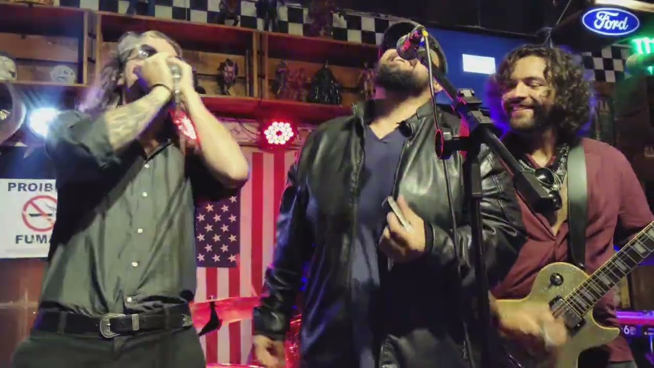 Trio Mr. King feat Little Butter - Canceriano sem lar -Underground Pub em Belo Horizonte-Jam Session