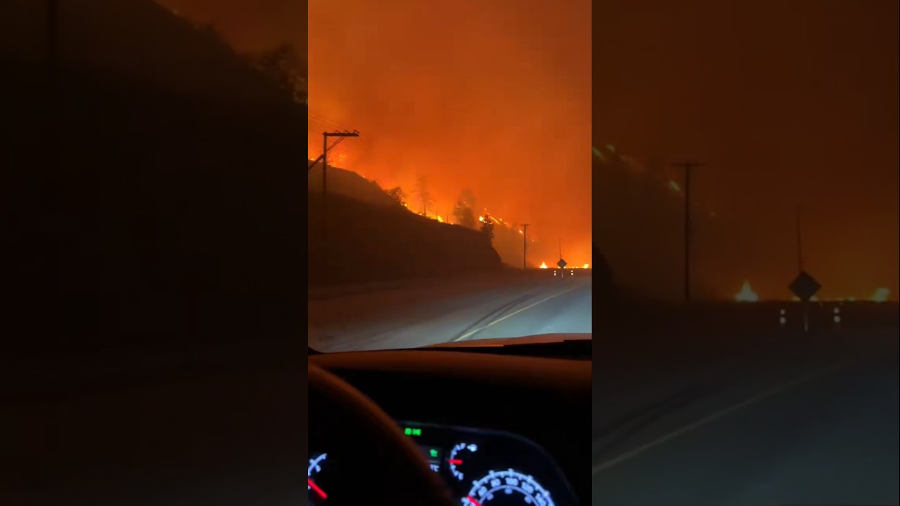 🔴😱A wildfire west of Summerland, British Columbia, Canada !