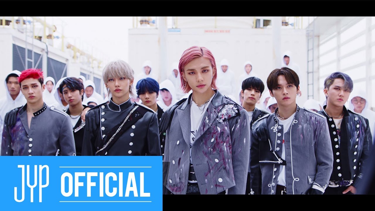 Stray Kids 