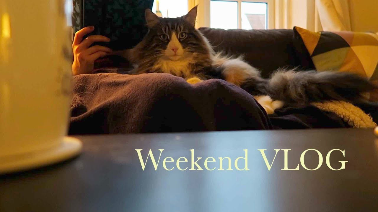 Movies, Chocolate & Hygge | Weekend VLOG