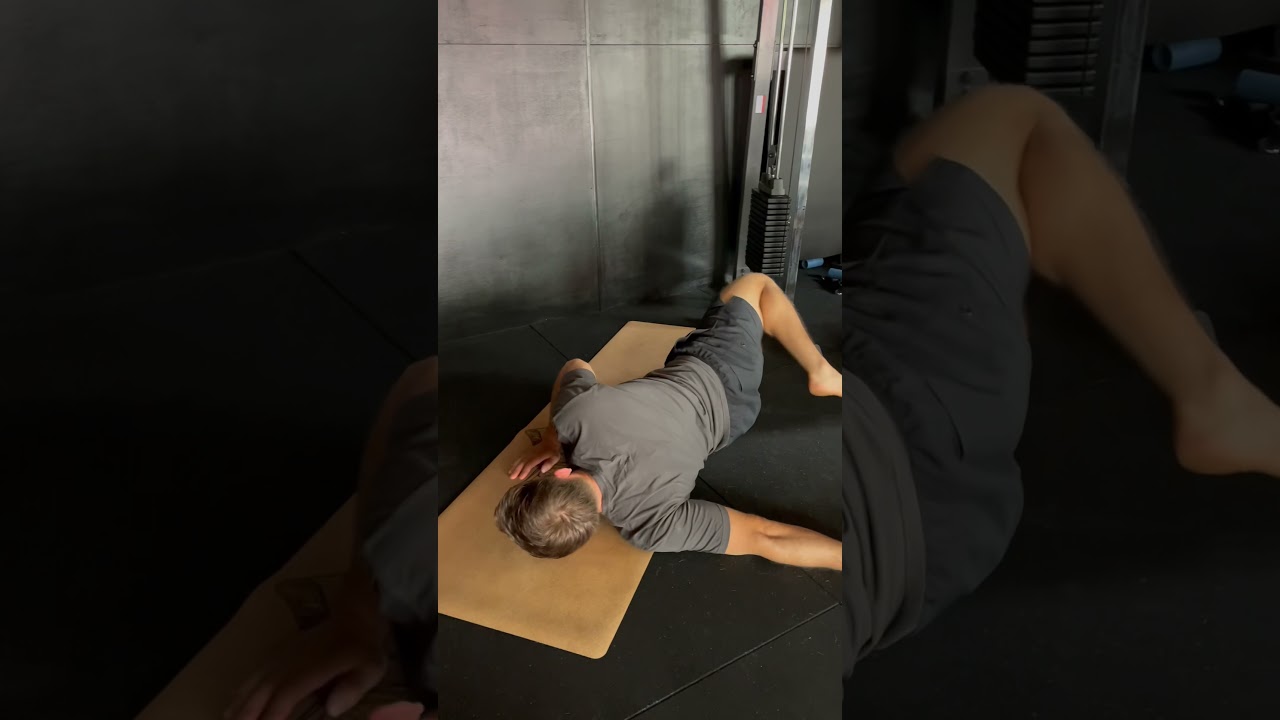 Twisted Cross Stretch