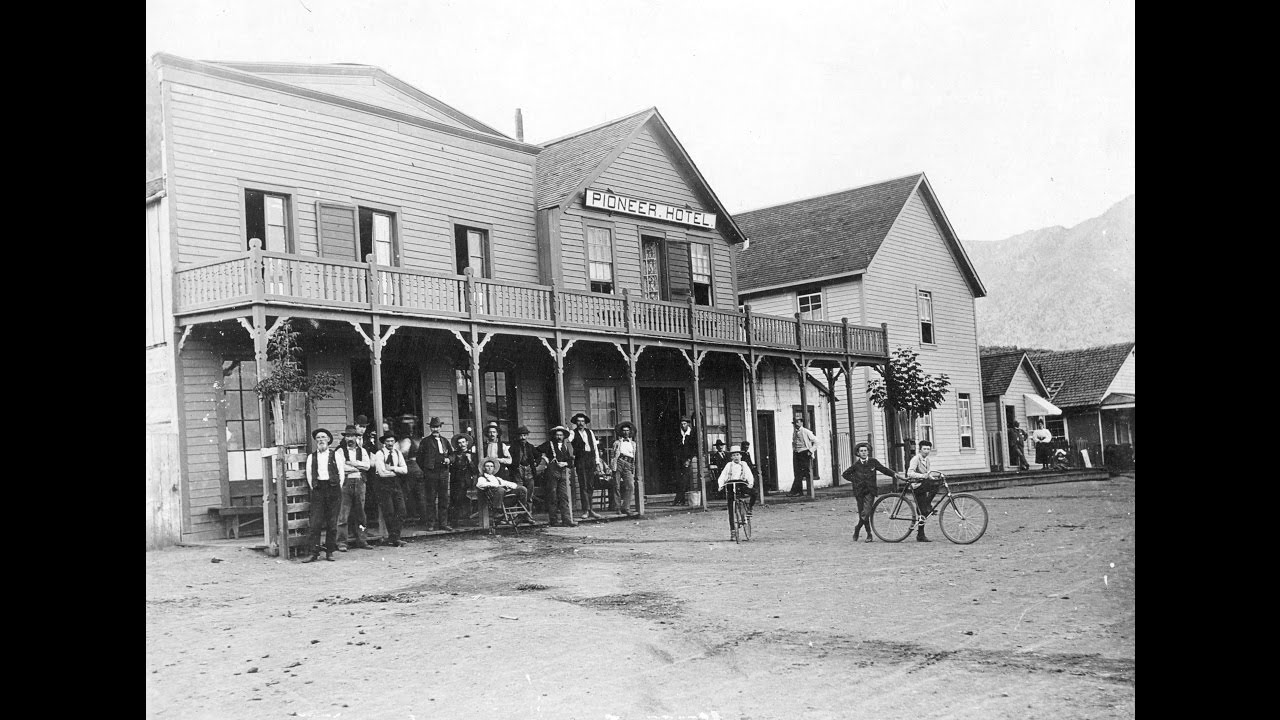 Gold Trails and Ghost Towns: Bridge River Country