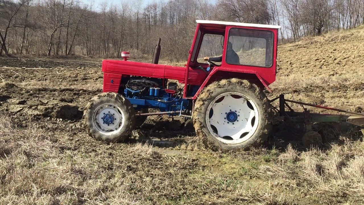 Tractor U650 cu motor de saviem si punte ZF. Prezentare după un an.