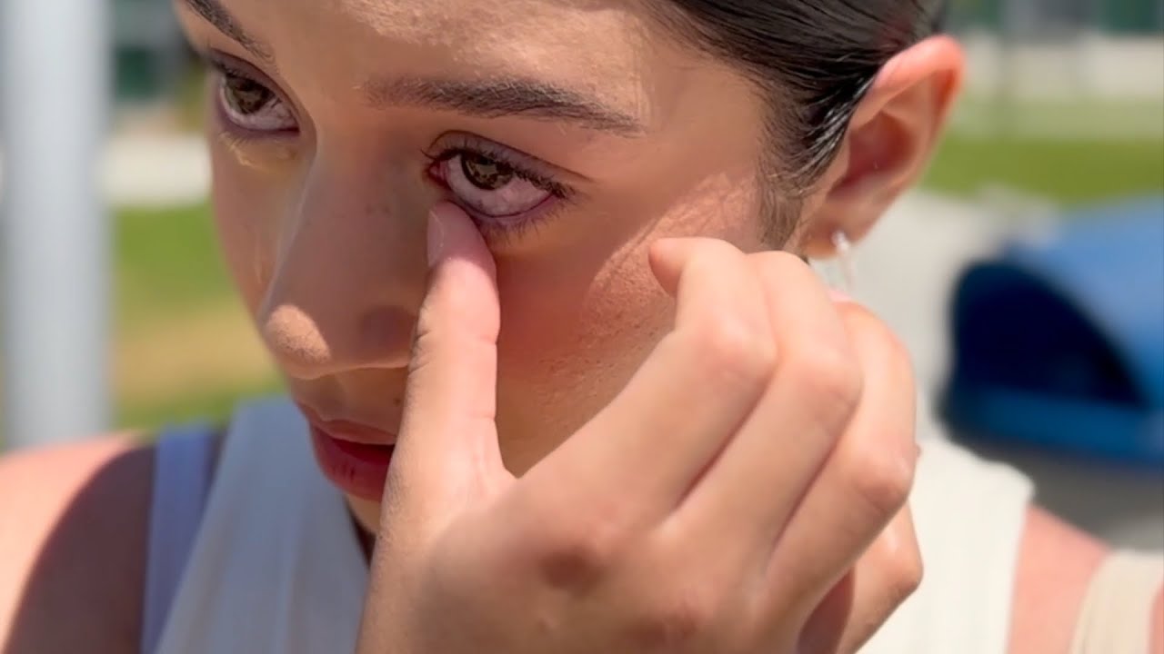 Watch Her Break Down in Tears After She Heard This