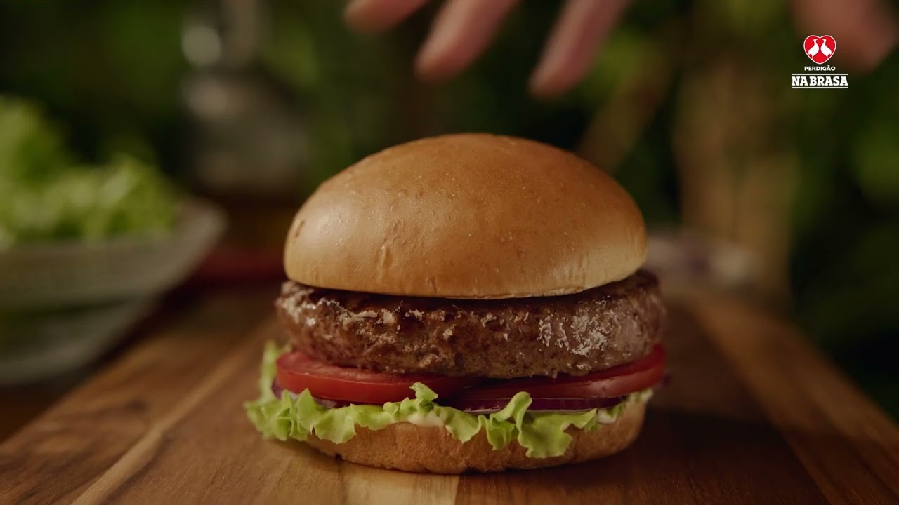 Hamb&uacute;rguer Perdig&atilde;o Na Brasa: o churrasco oficial da NFL no Brasil!