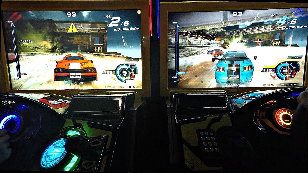 Arcade Racing Game Overtake The Elite Challenge Car Racing Arcade Video Game: Dual Screen レースゲーム